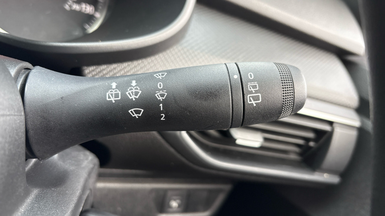 Dacia Jogger 1.0 TCe Essential 5dr Petrol Estate